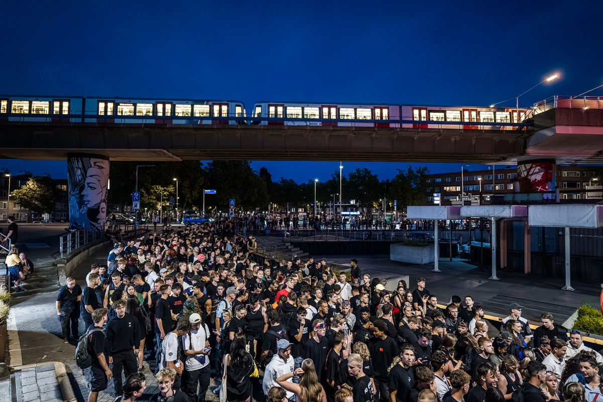 Loading... just a sec